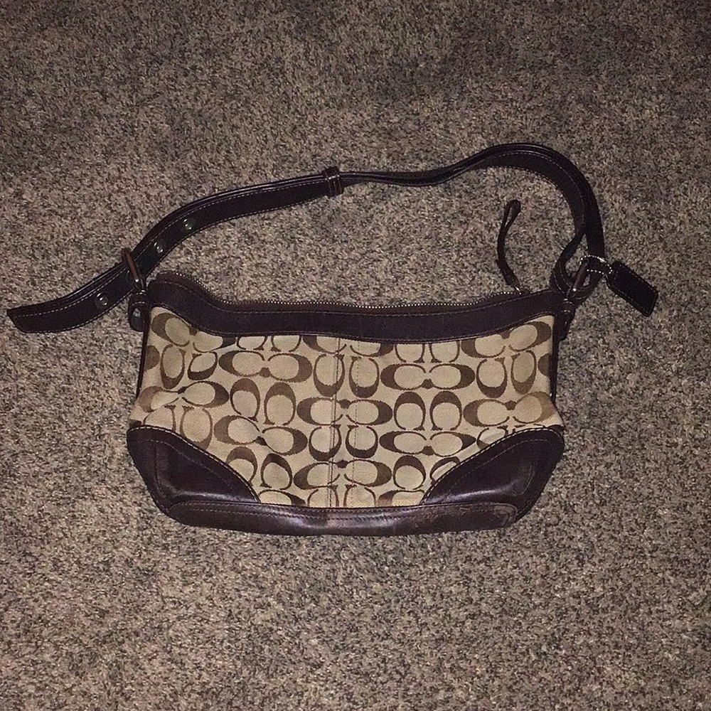 Coach purse - Picture 2 of 6
